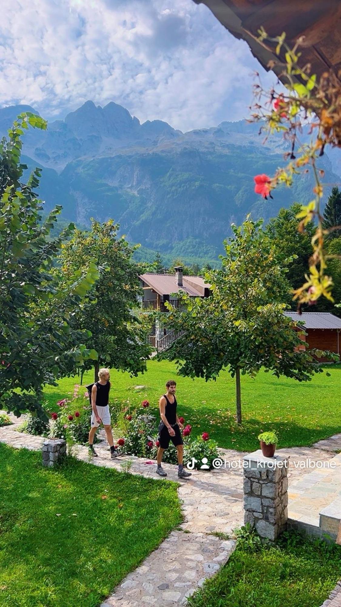 Krojet E Rrogamit Valbona Exteriör bild